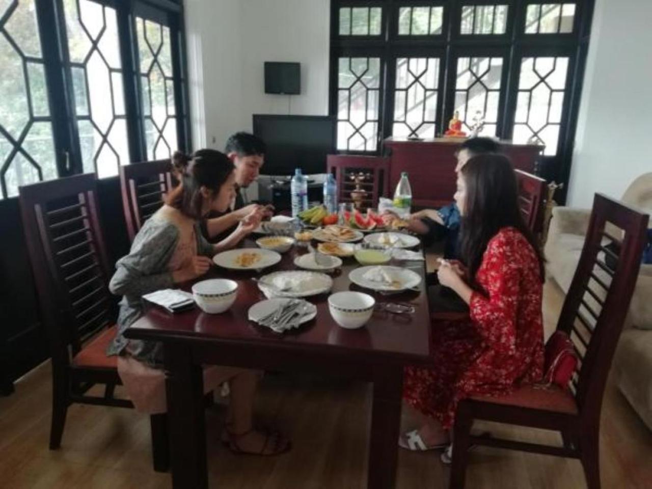 Medhani Kandy Luaran gambar