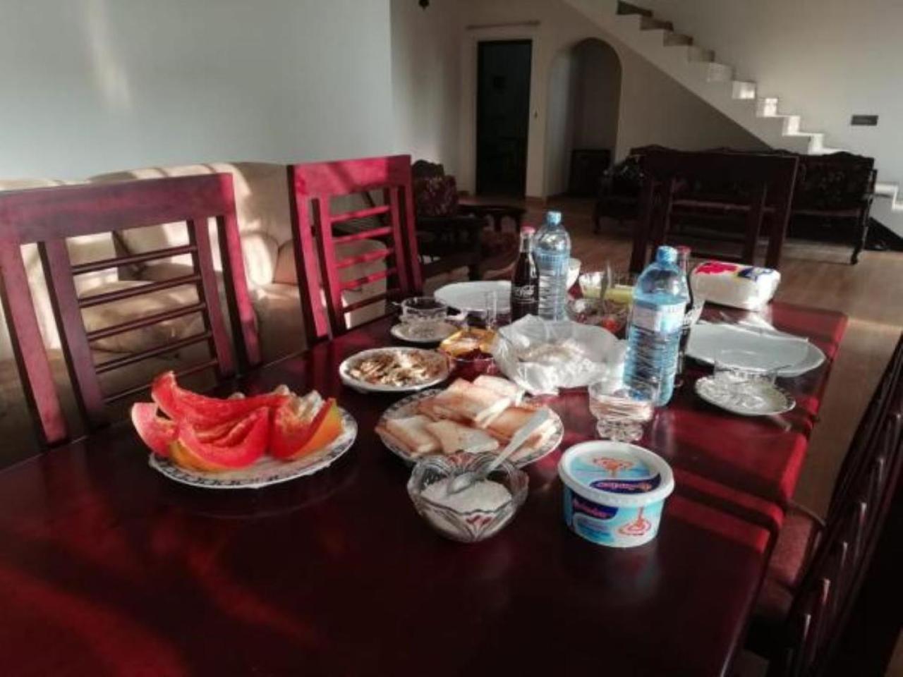 Medhani Kandy Luaran gambar